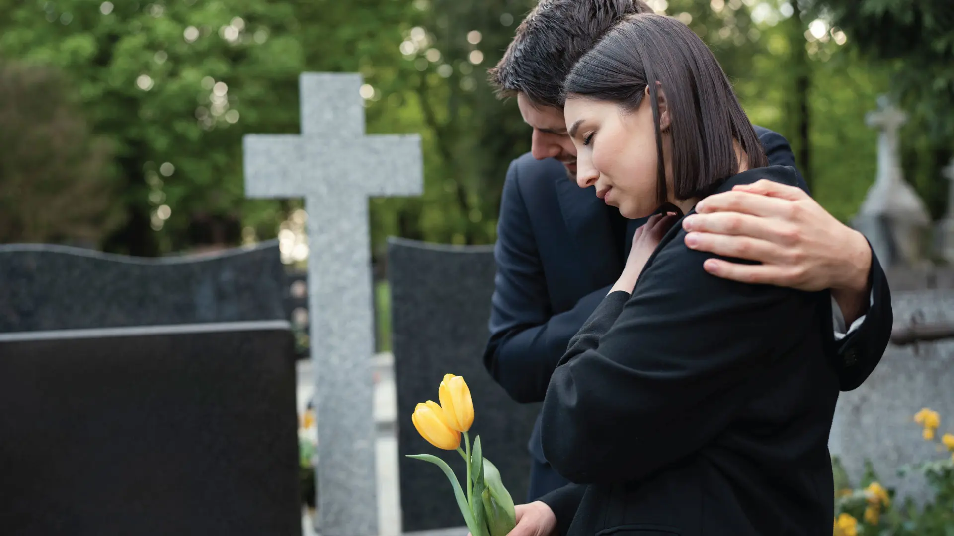 Guía para superar el luto: un camino de crecimiento y esperanza