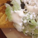 Tacos de quelites con requesón