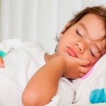 ¿Por qué es importante que los niños duerman?