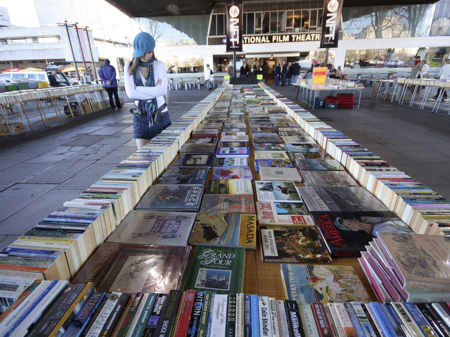 Paseo por el Callejón del Libro en Guadalajara