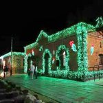 Villa iluminada en Atlixco, Puebla