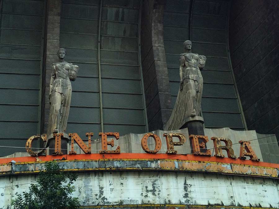 Cine Ópera, una de las ruinas más bonitas de la ciudad