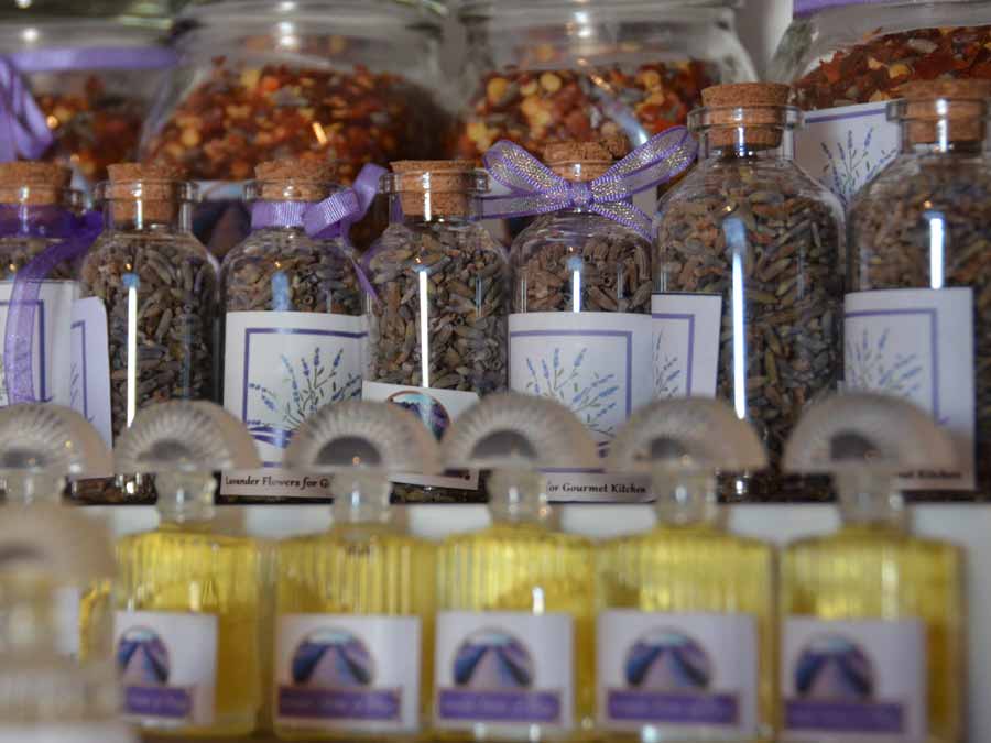 Productos de lavanda Hacienda de la lavanda en Mineral de Pozos, Guanajuato Foto: Mariana Castillo
