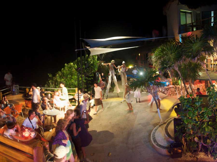 Quinta Avenida de noche