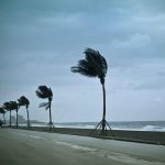 Albergues y teléfonos de emergencia por huracán Patricia