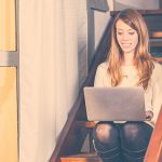 Asigna una sección de “destacados” en tu sitio para motivar las ventas