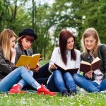 Círculos de lectura en Ágora de la Ciudad