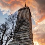 Sube y cásate con tu príncipe en la Torre Latino