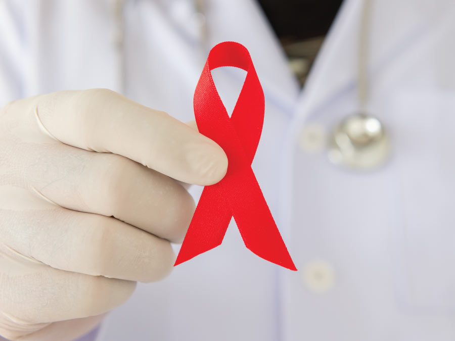 Médicos quieren más personas diagnosticadas con VIH