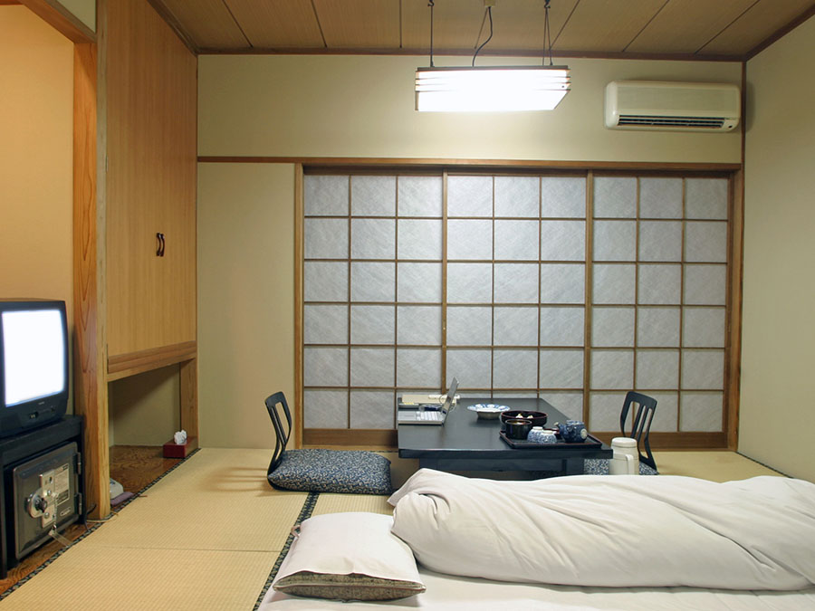 Hospedaje en Japón: hoteles, ryokan, cápsulas, Airbnb o… ¿en la calle?