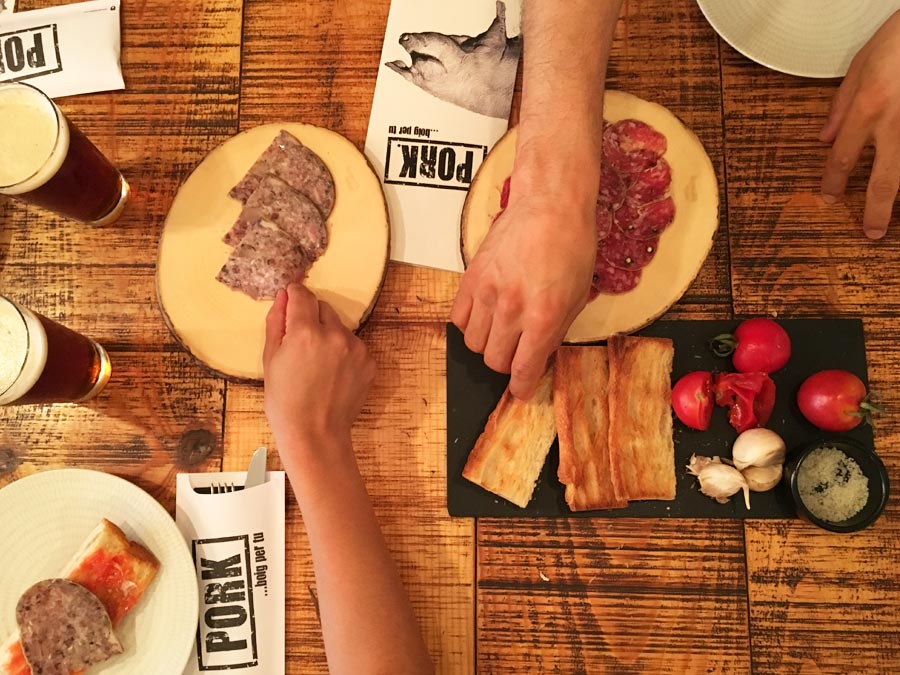 Pan tumaca: una receta catalana a tu mesa Pan tumaca: una receta catalana a tu mesa