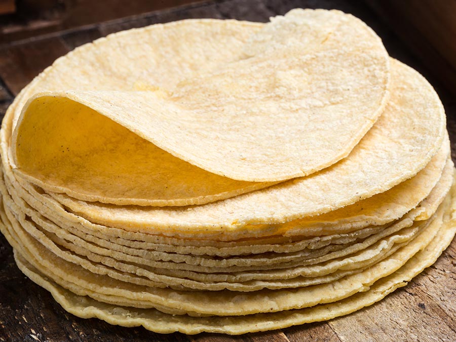 Más del 40% de tortillas se elaboran con harinas industriales para abaratar costos Más del 40% de tortillas se elaboran con harinas industriales para abaratar costos