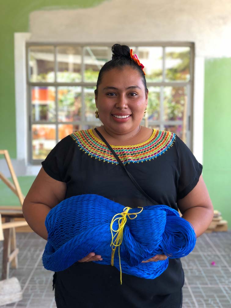 Deyanira Marcos, alumna del taller de hamacas del Istmo de Tehuantepec Foto: Mariana Castillo