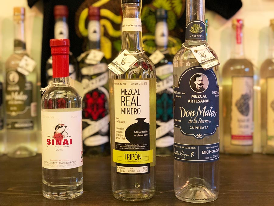 El recorrido cantinero en CDMX no está completo sin una parada en Mis mezcales Foto: Mariana Castillo