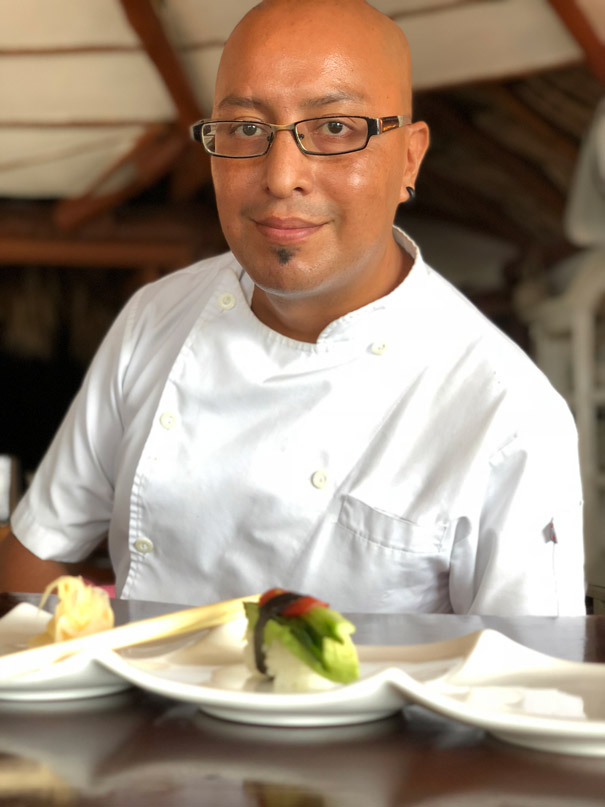 Comida japonesa en Holbox: Armando y su maestría en esta cocina Foto: Mariana Castillo