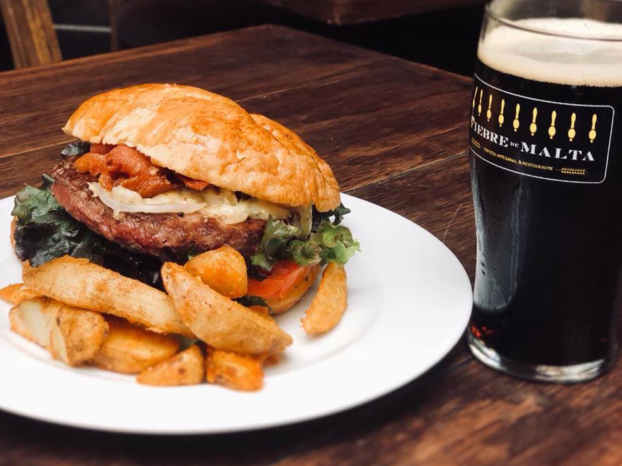 Lugares para tomar cerveza en CDMX: Fiebre de Malta Foto: Facebook de Fiebre de Malta Lugares para tomar cerveza en CDMX: Fiebre de Malta Foto: Facebook de Fiebre de Malta