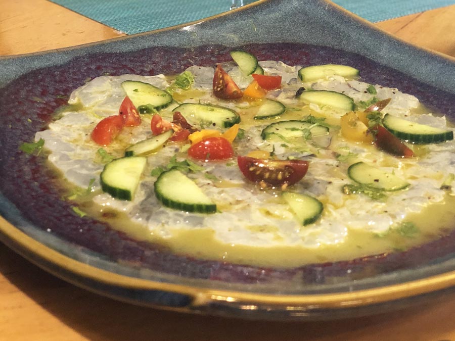 Aguachile de camarón azul y chile chiltepín