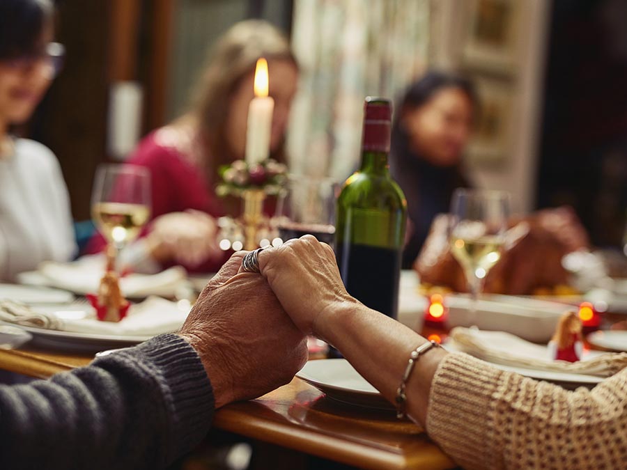 Ante todo, ¡disfruta!: consejos para ser un buen anfitrión en la cena de Navidad y Año Nuevo Ante todo, ¡disfruta!: consejos para ser un buen anfitrión en la cena de Navidad y Año Nuevo