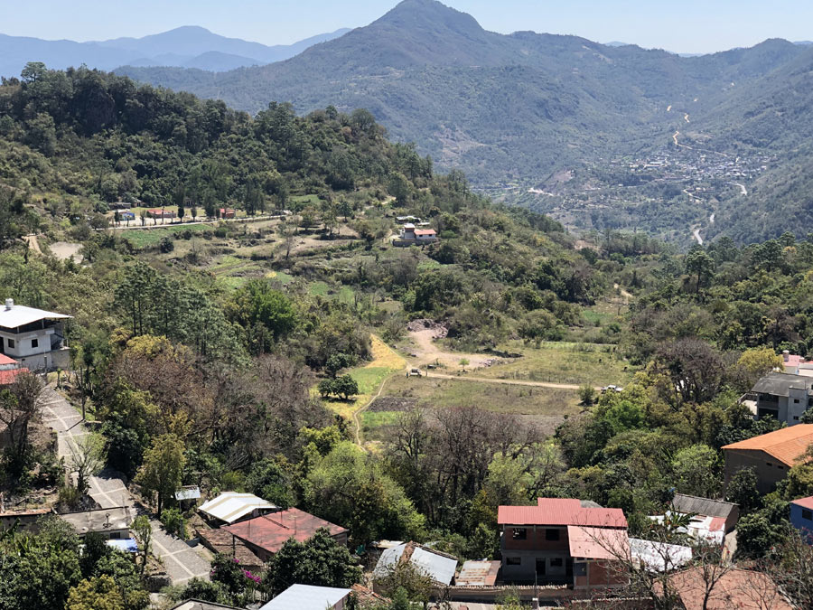 La siembra comunal en San Francisco Cajonos: una panorámica del pueblo Foto: Mariana Castillo