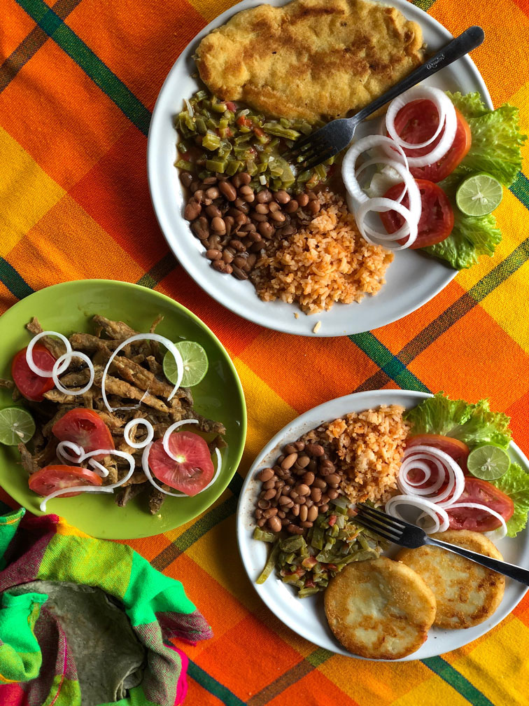 ¿Qué hacer en el Lago de Zirahuén?: Cocina Esmeralda Foto: Mariana Castillo