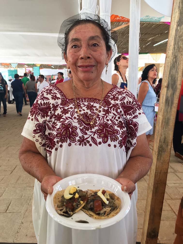 10 platillos de comida yucateca que te gustará comer: relleno negro de Cristina Novelo Foto: Mariana Castillo