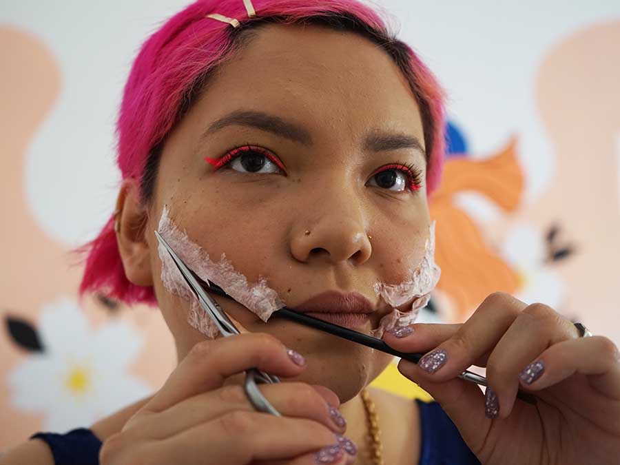 Paso a paso: maquillaje de Halloween de la sonrisa del Joker