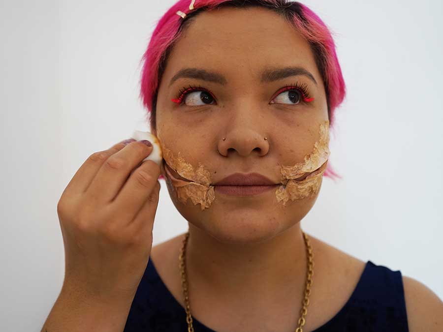 Paso a paso: maquillaje de Halloween de la sonrisa del Joker