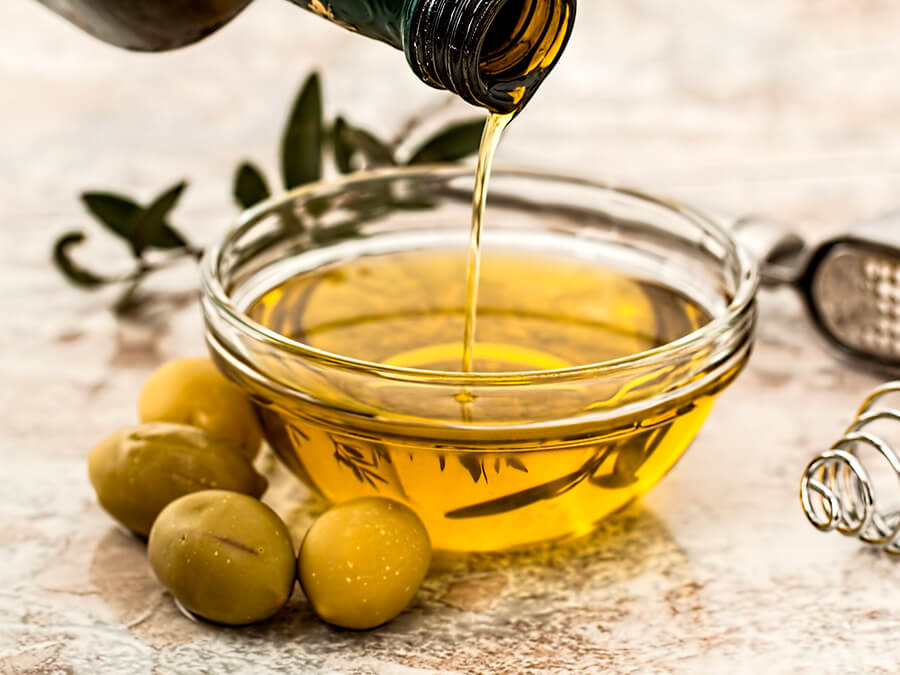 Aceites saludables que ayudan a cumplir con la dieta