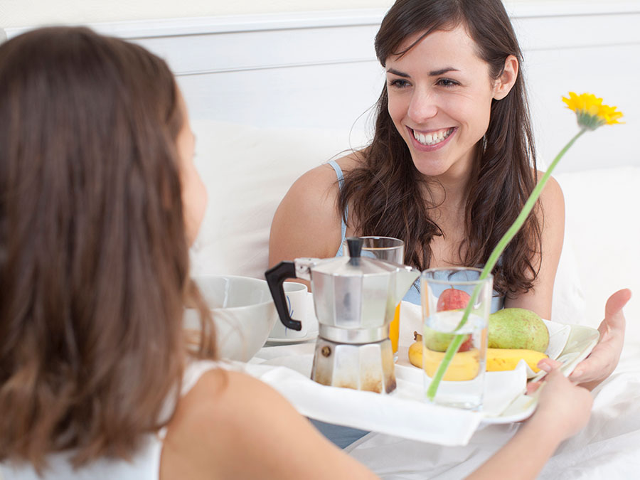 Cocina para tu mamá: comida para consentirla este 10 de mayo