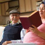 ¿Vives con personas vulnerables? Te ayudamos a cuidarlas en cuarentena