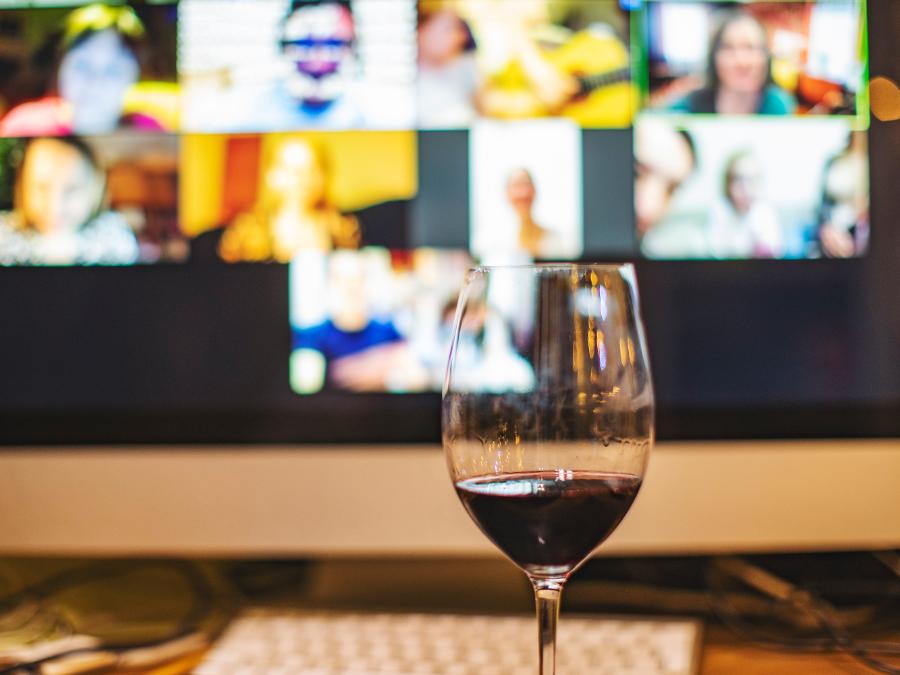 Fiesta de fin de año empresarial, cómo festejar este 2020