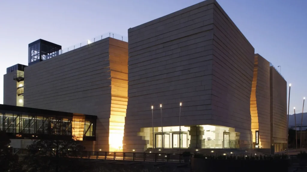 donde ir arte cultura lugares turismo-Museo-de-Arte-Contemporáneo--Nuevo-León-seccion-amarilla-museos-para-visitar-conocer-2026-monterrey-guía-reseñas-