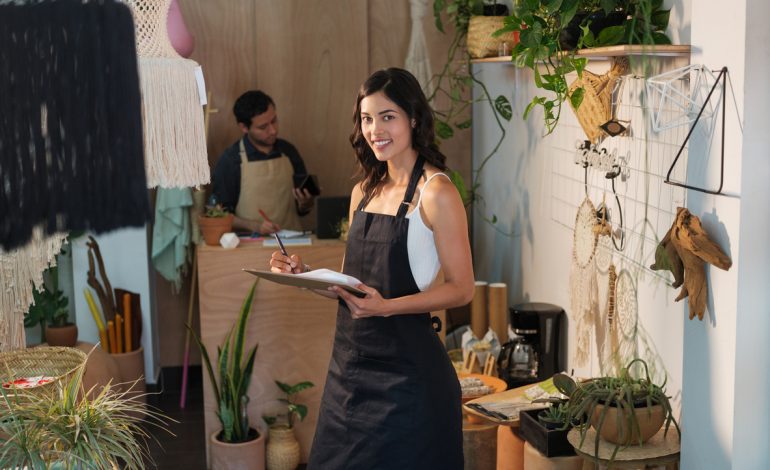 ¿Cómo la IA generativa y la automatización inteligente ayudan a las PYMES hoy?