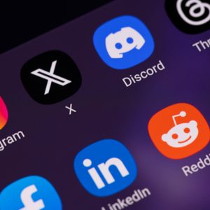 ¿Por qué las comunidades y nichos en plataformas como Reddit y Discord son clave para el engagement?